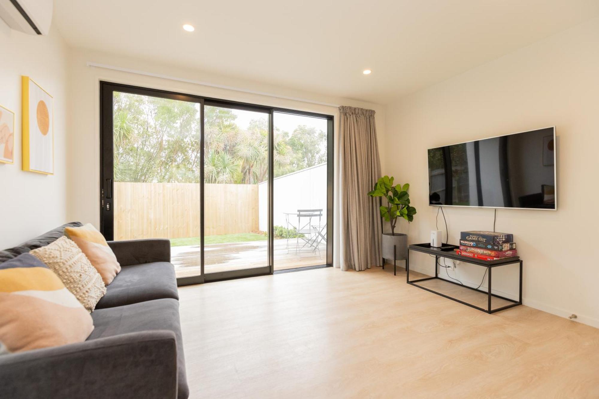 Addington Soho Two Bedroom Townhouse Christchurch Exterior photo